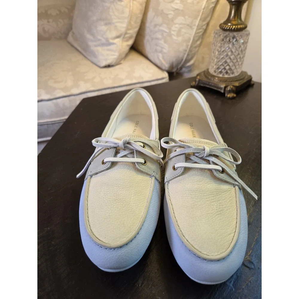 Cole Haan Wms Bayport Boat Shoes 2-Tone Leather Skyway & Vanilla Size 8.5M NEW!